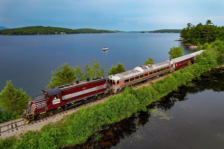 Winnipesaukee Scenic Railroad