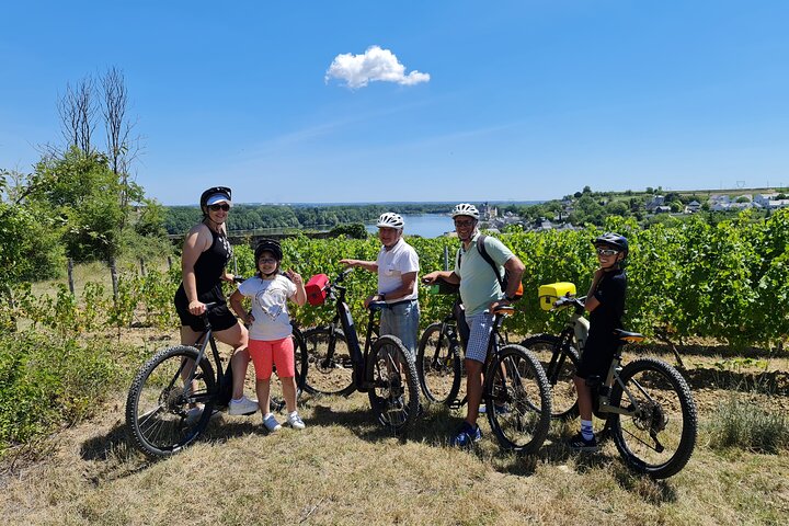 Chateaux De La Loire Cycling