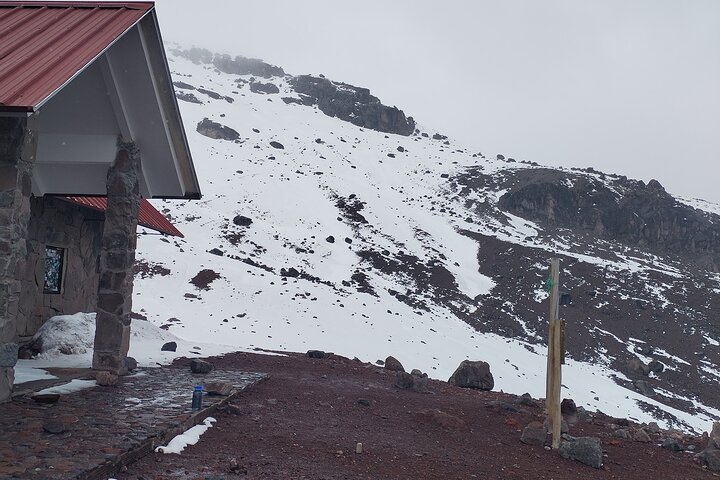 Chimborazo Private Transfer from Riobamba – Carrel Refuge Visit