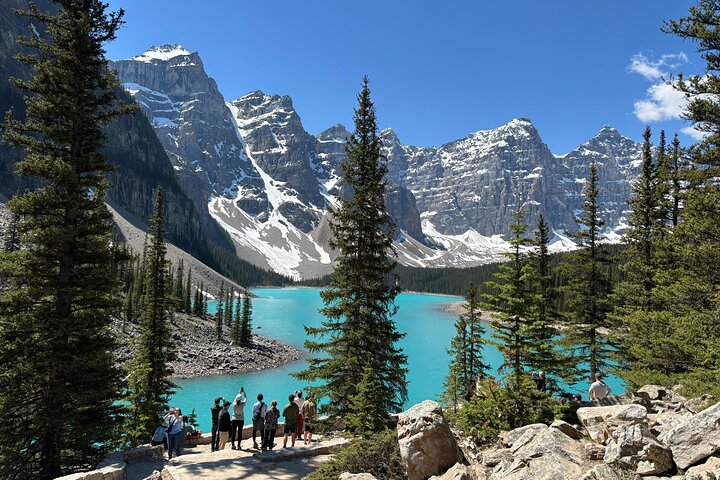 Moraine Lake & Louise & Banff Day Tour From Calgary-Canmore-Banff