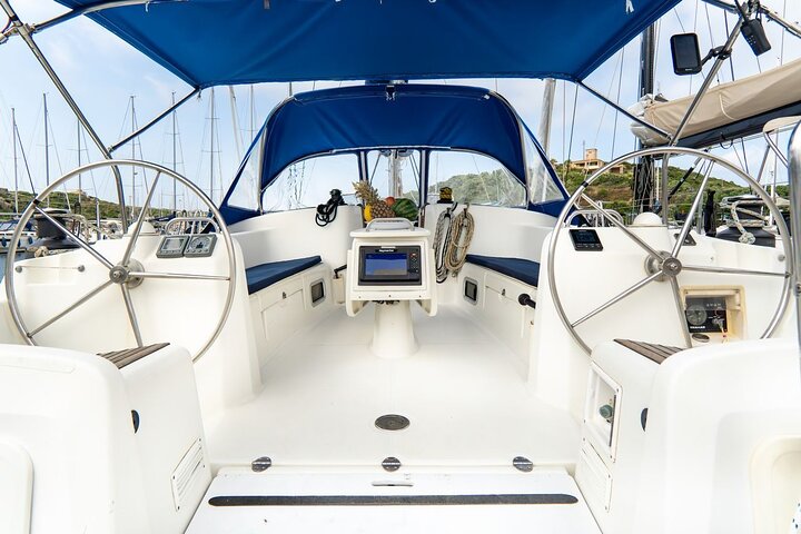 Magdalene Archipelago Sailing Tour | From Santa Teresa