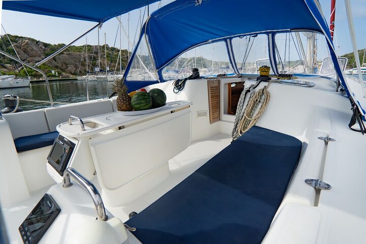Magdalene Archipelago Sailing Tour | From Santa Teresa