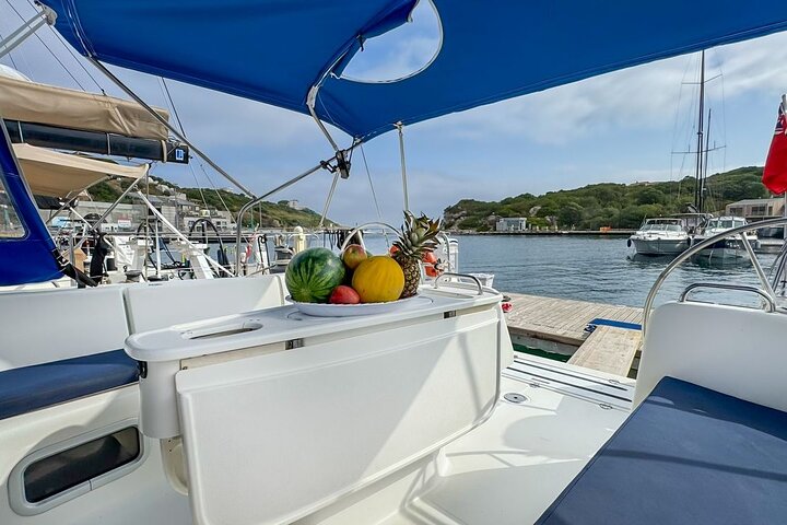 Magdalene Archipelago Sailing Tour | From Santa Teresa