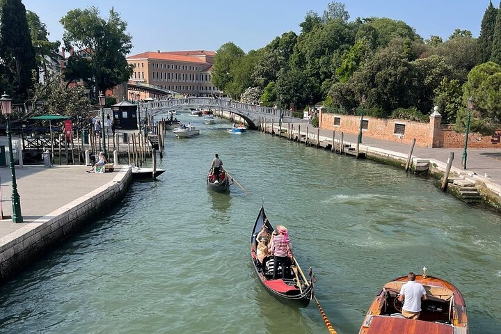 Transfer to Venice area - Private & Relaxed Experience