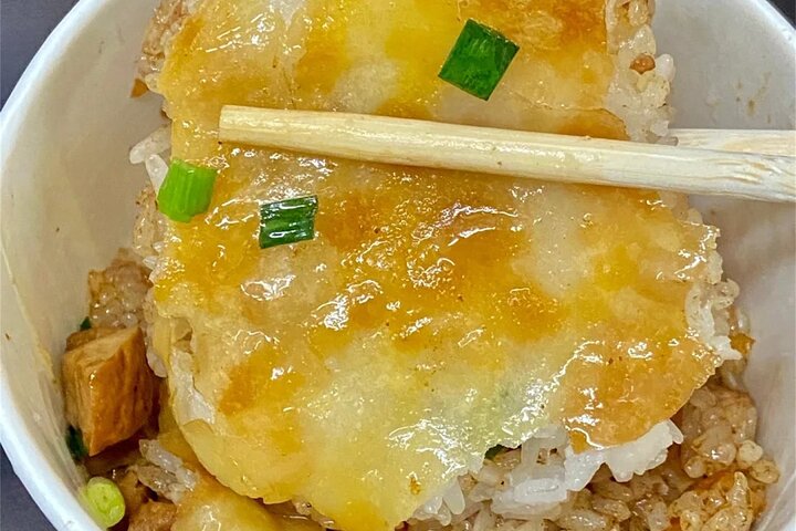 Wuhan Private Authentic Local Food Tour in Central City