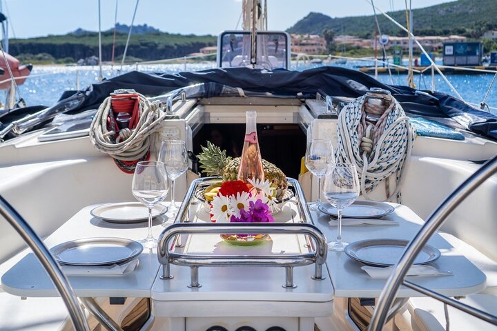 Sailing tour Archipelago of La Maddalena from Palau