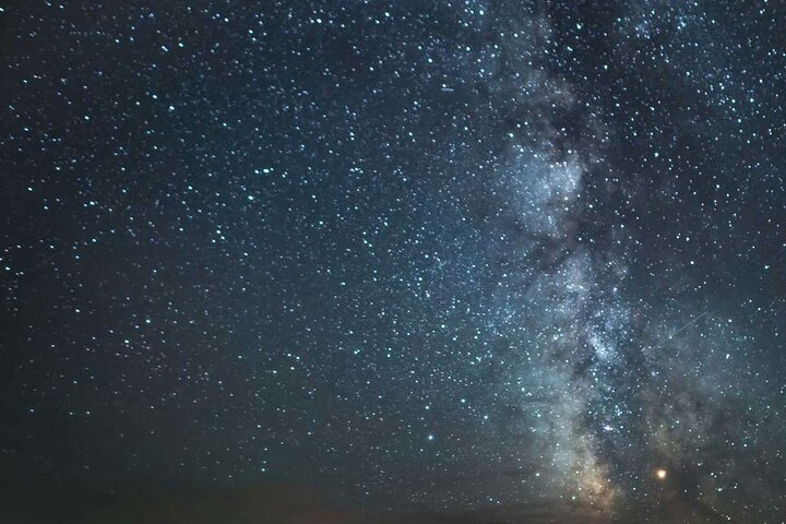Mt Rushmore Night Ceremony and Tour - with Tunnels and Stargazing