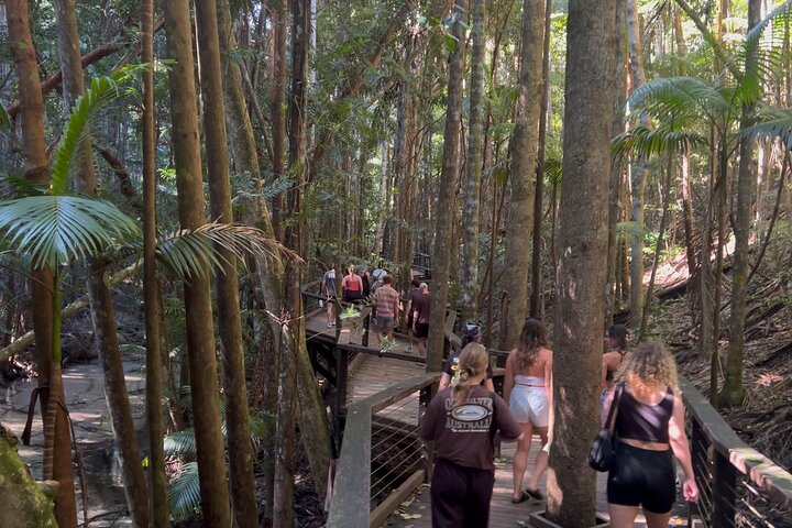 K'gari (Fraser Island) Day Tour - From Rainbow Beach