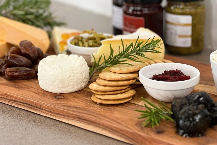 Yarra Valley Grazing Tour Wine, Cheese, Gin, Pizza from Melbourne