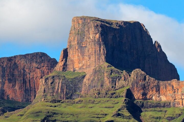 Drakensberg Mountains & Nelson Mandela Capture Site Full Day Safari