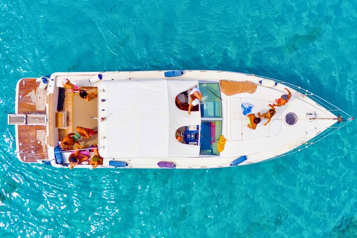 Egadi Islands Tour Favignana Levanzo by Boat with Lunch from Trapani
