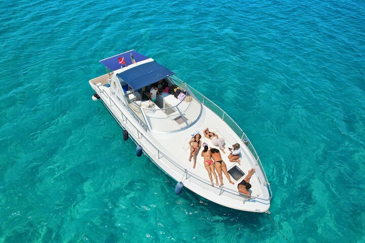 Egadi Islands Tour Favignana Levanzo by Boat with Lunch from Trapani
