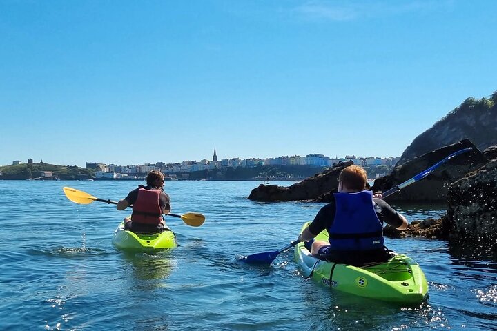 Guided kayaking trip exploring the secrets of the Tenby coastline
