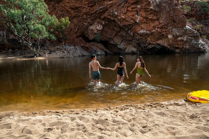 West MacDonnell Ranges National Park Tour from Alice Springs