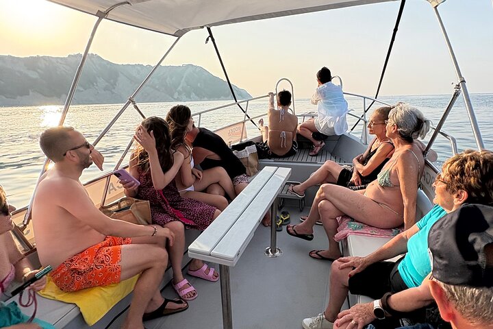 Numana : Boat rental for SHARED TOURS in GROUPS in the Conero