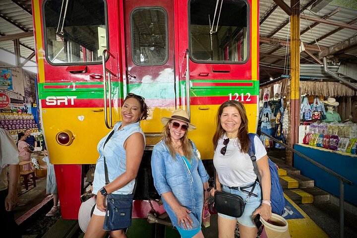 Bangkok: Floating Market and Train Market Experience