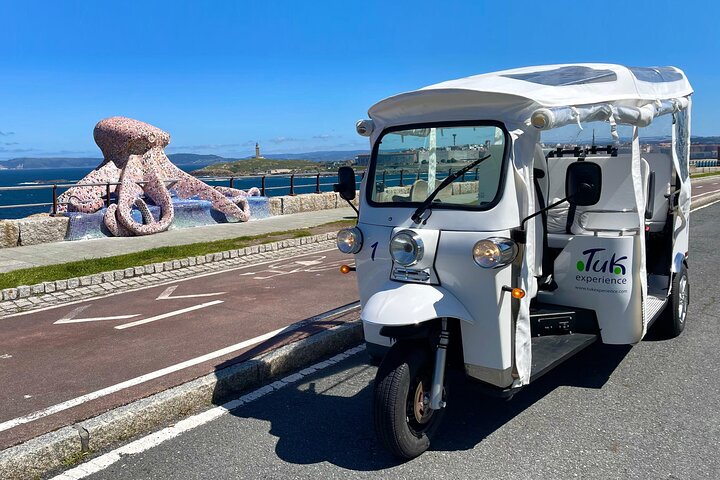 Private PREMIUM Tour in Tuk tuk A Coruña