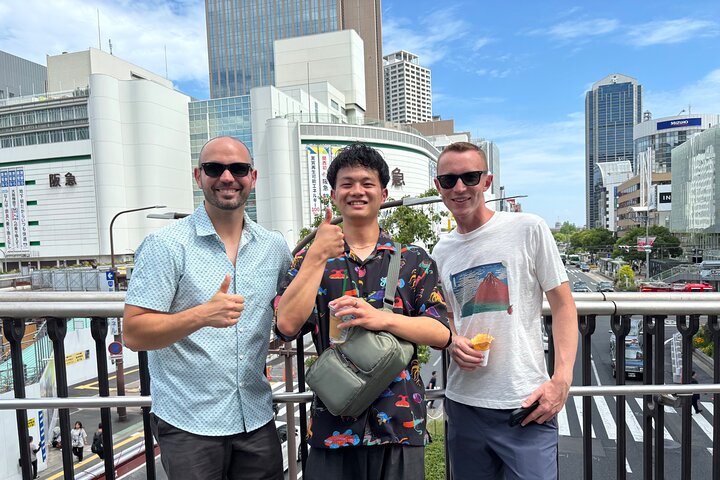 Kobe: 100% Personalized Tour with Local Student Guide