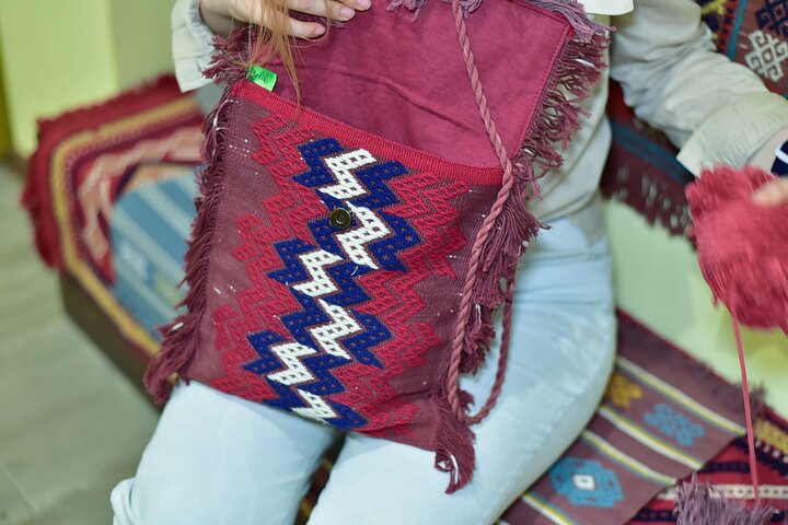 Learn Shulal Carpet Making at Telik Handmade in Ijevan