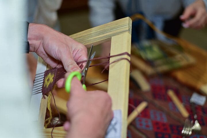 Learn Shulal Carpet Making at Telik Handmade in Ijevan