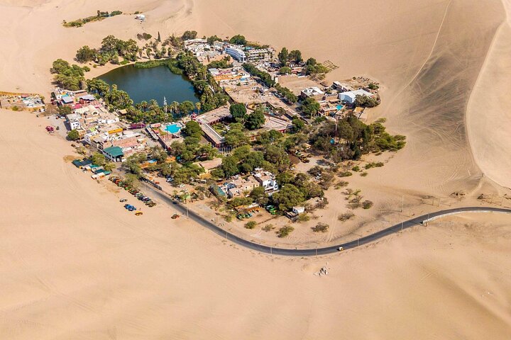2 Day Tour from Lima: Nazca Lines Flight, Paracas, and Huacachina