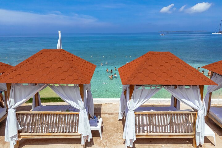 Bora Bora Cartagena Beach Club Full Day Experience