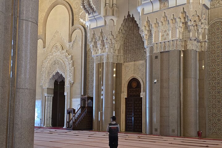 Day Trip from Rabat to Casablanca with Hassan II Mosque Ticket
