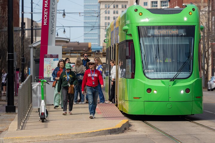 Guided Streetcar Hop On/Off Tour
