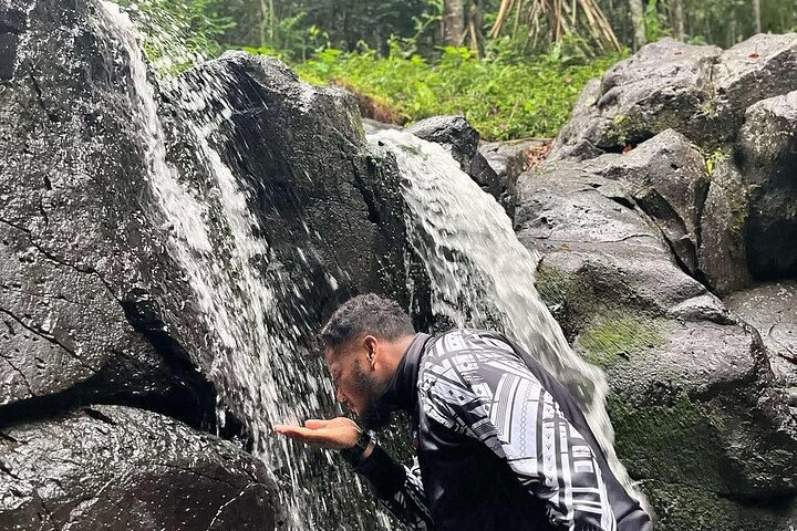 Samoa in a Day: Customizable Tour of Beaches, Waterfalls, Culture