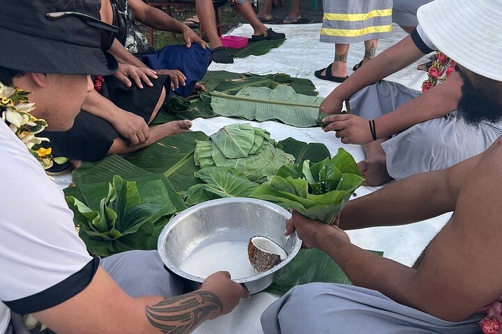Samoa in a Day: Customizable Tour of Beaches, Waterfalls, Culture