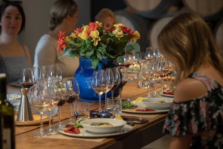 Siena: A Wine Tour and Tasting Experience