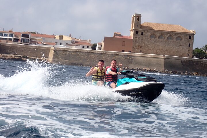 Jet Ski Tour from Alicante to Explore the Coast