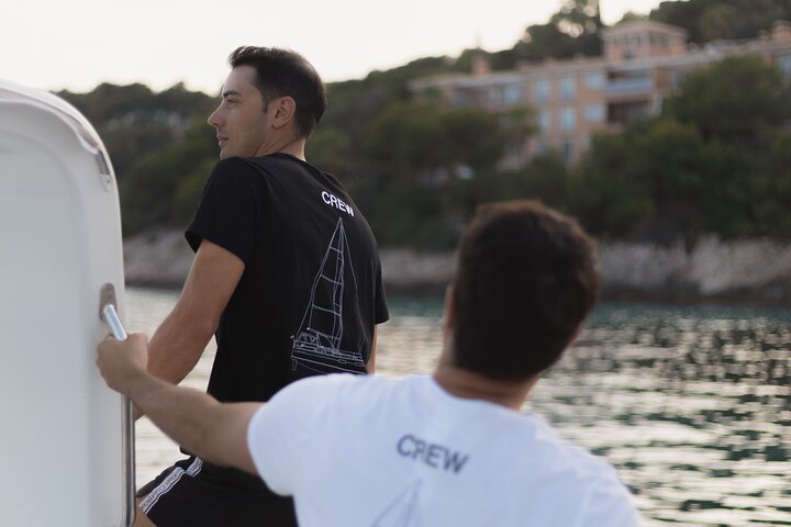 Private sailing yacht by the Bay of Palma and nearby coves