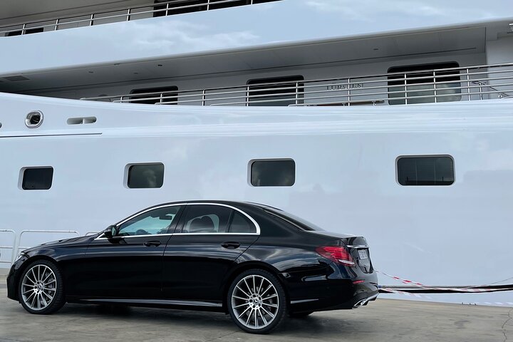 Luxury Chauffeur Transfers Avignon to Aix en Provence