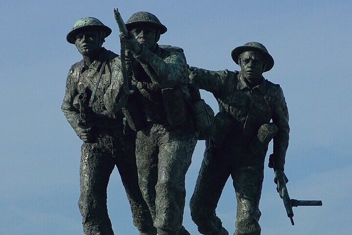 D-Day Discovery: American & British sectors, 2-Day Tour for 1-4 P