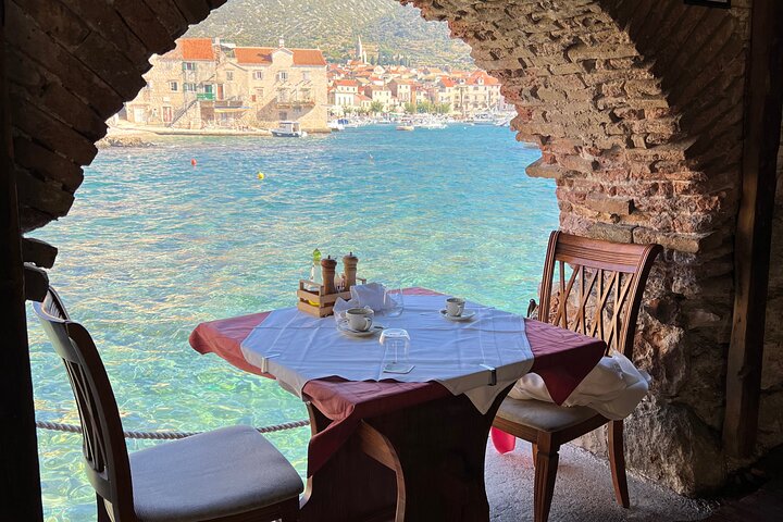 Blue Cave and Hvar Boat Tour: Small-Group from Split or Brac