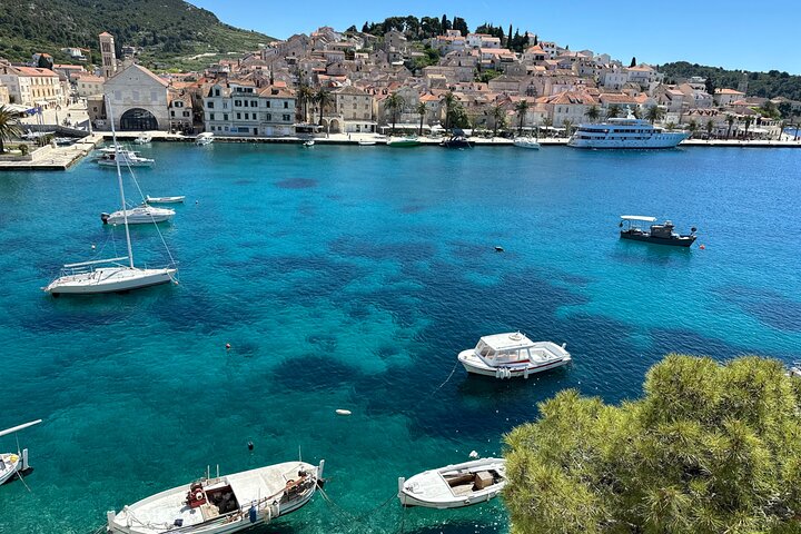 Blue Cave and Hvar Boat Tour: Small-Group from Split or Brac