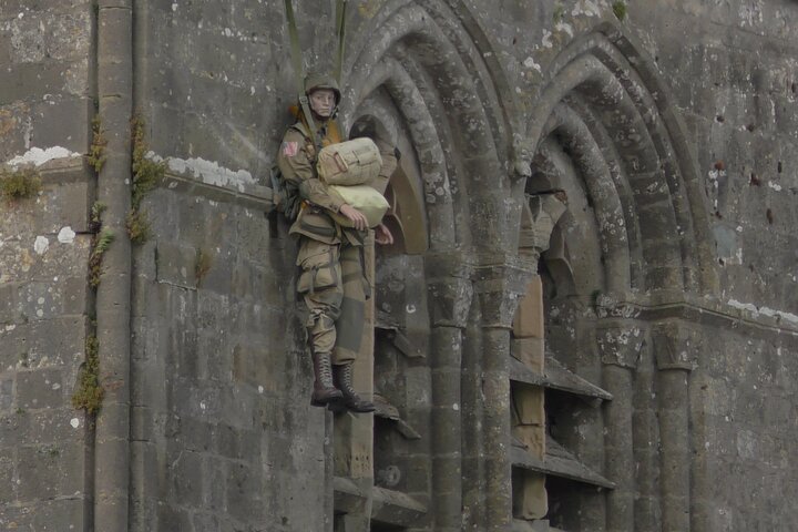 D-Day Discovery: American & British sectors, 2-Day Tour for 1-4 P