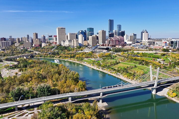 Edmonton City Highlights 3 Hour Bike Tour, E-Bike Upgrade Avail.