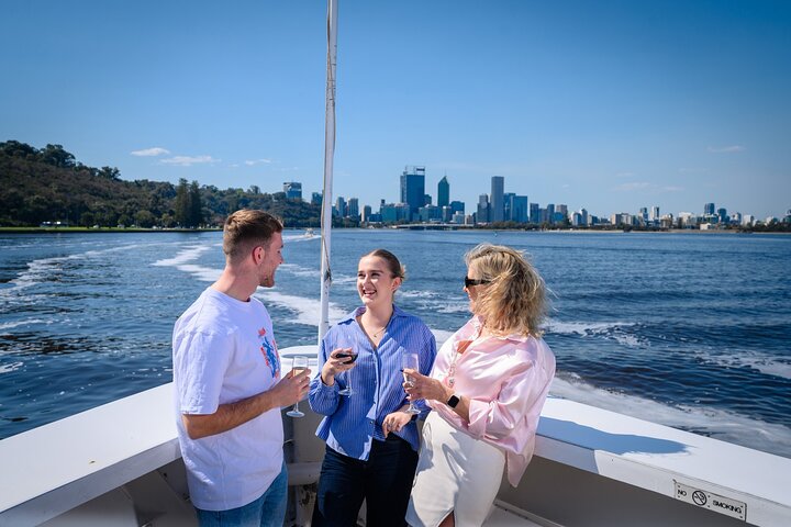 One way or Return Sightseeing Cruise between Perth and Fremantle