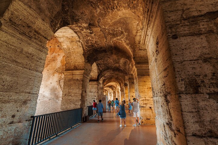 Colosseum, Roman Forum & Palatine Hill Guided Tour