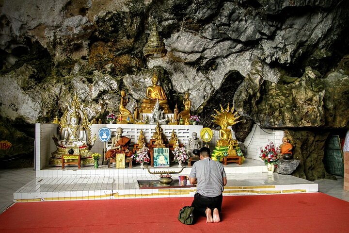 Temples Tour in Thailand from Khaolak