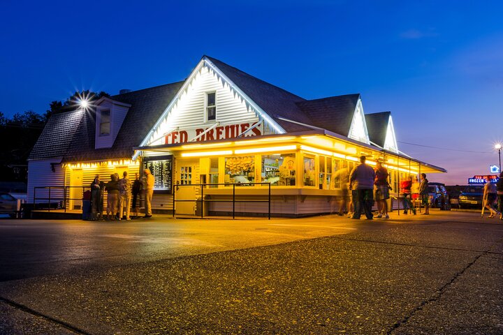 StL's Signature "Sights and Bites" - Private Tour in St. Louis