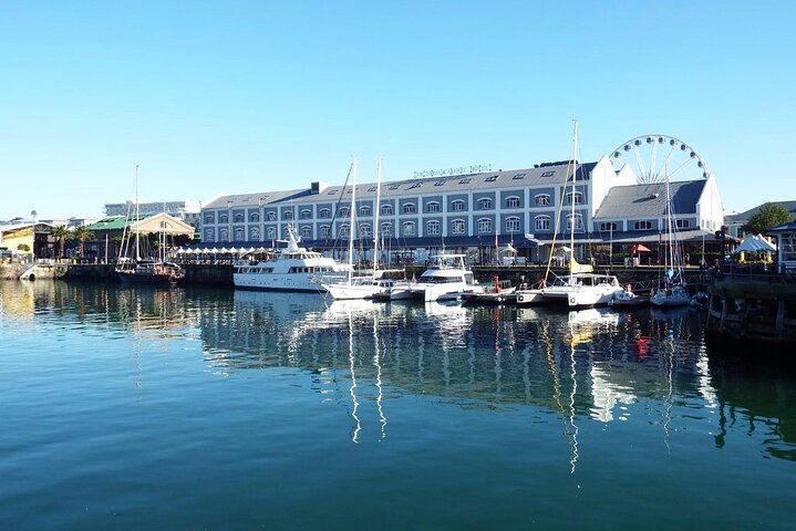 Robben Island and Prison Guided Tour with Ferry Ticket