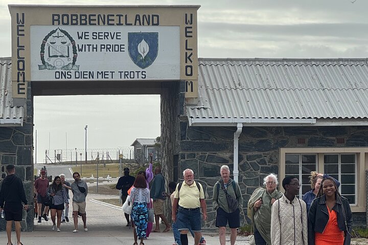 Robben Island and Prison Guided Tour with Ferry Ticket