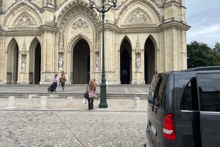 Day Trip to Loire Castles – Private & Customizable from Paris