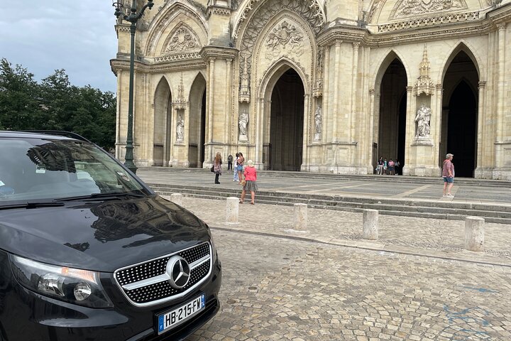 Day Trip to Loire Castles – Private & Customizable from Paris