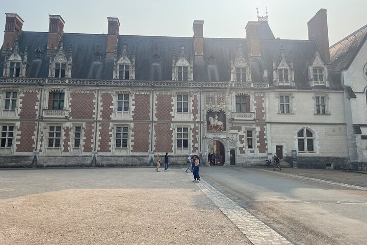 Day Trip to Loire Castles – Private & Customizable from Paris