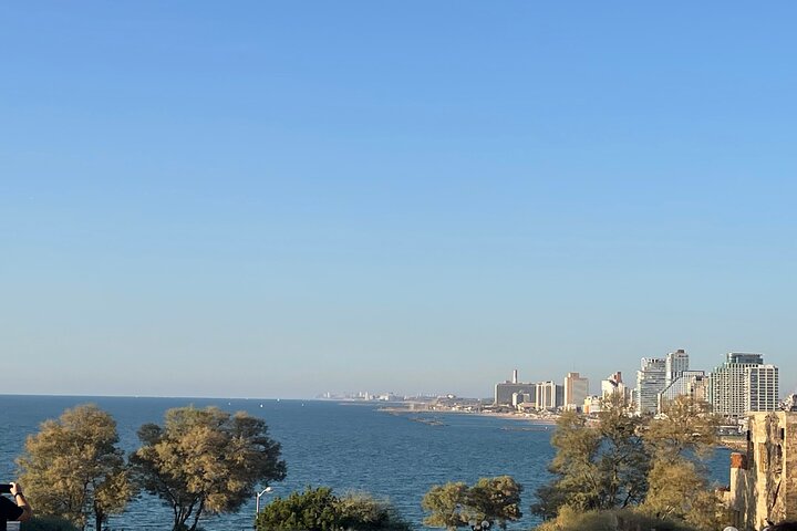 Tel Aviv: Highlights of Central Tel Aviv Walking Tour
