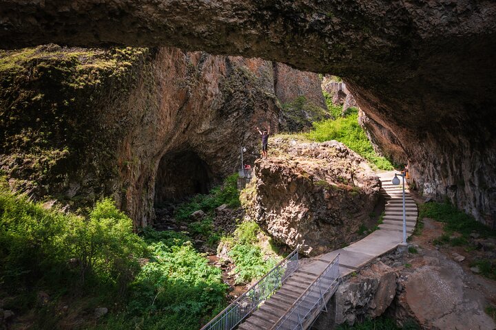 Khor Virap Noravank Areni Jermuk Tour from Yerevan